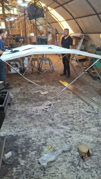 Krom 4 Kollu Tente